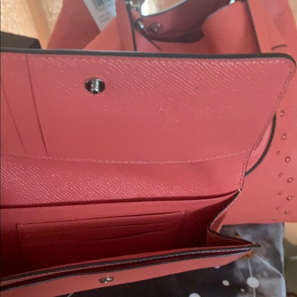 Coach In Handbag bundle Fussia Pink Color - Picture 8 of 16